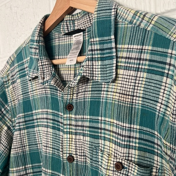 Patagonia men’s Puckerware Shirt SEERSUCKER BLEND BUTTON DOWN SIZE Large - Picture 4 of 10
